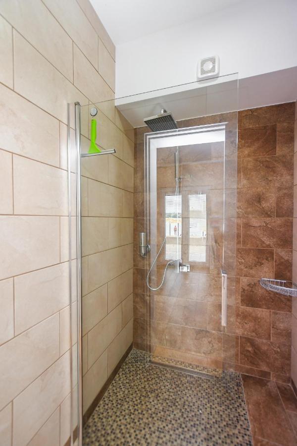 Danubiana Apartments 5 クラドヴォ エクステリア 写真